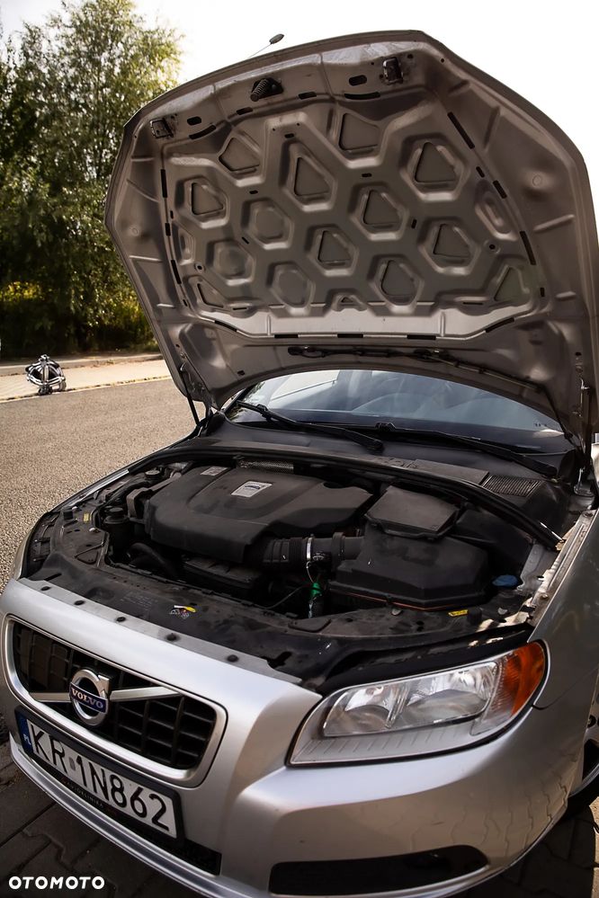 Volvo V70 D4 Geartronic Summum - 11
