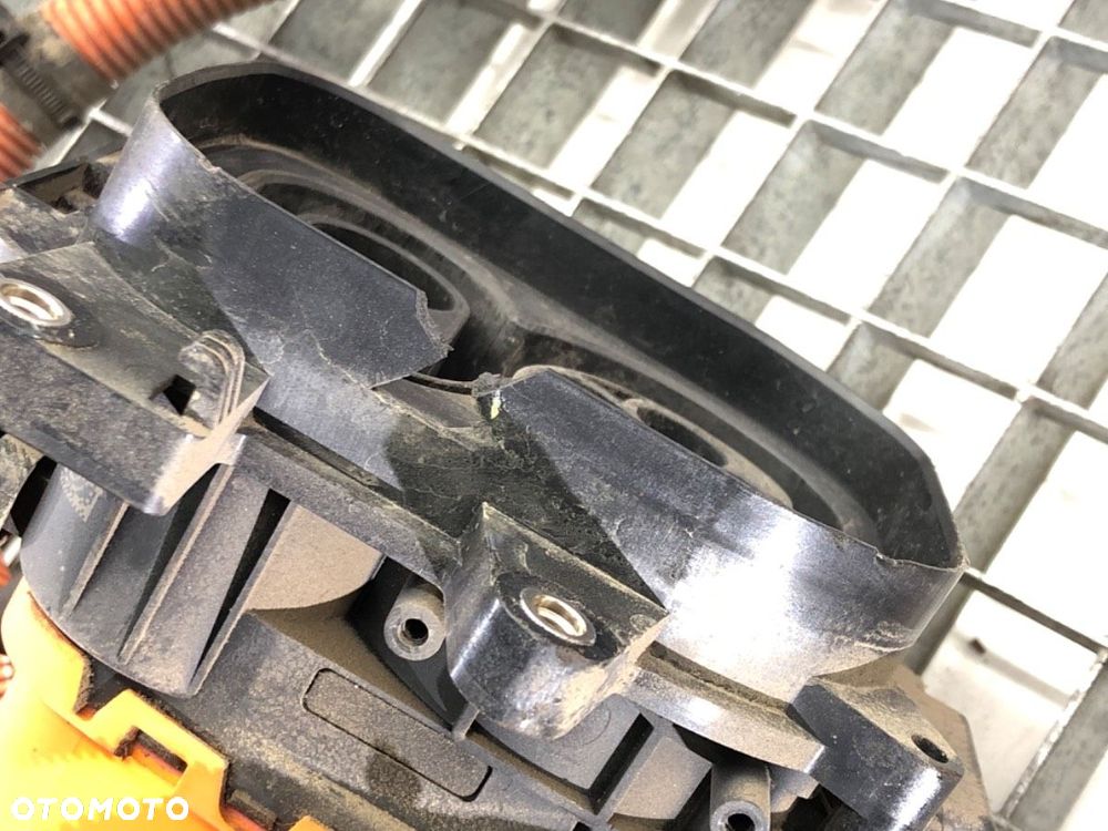 GNIAZDO ŁADOWANIA  PEUGEOT 208 II (UB_, UP_, UW_, UJ_) 2019 - 2022 e-208 100 kW [136 KM] - 3