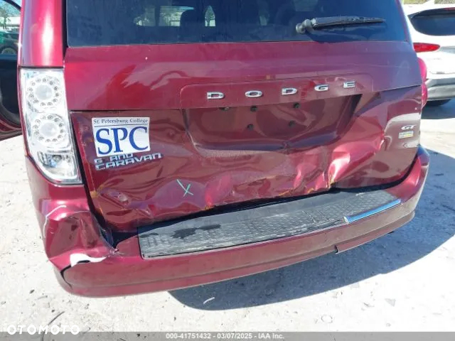 Dodge Grand Caravan - 6