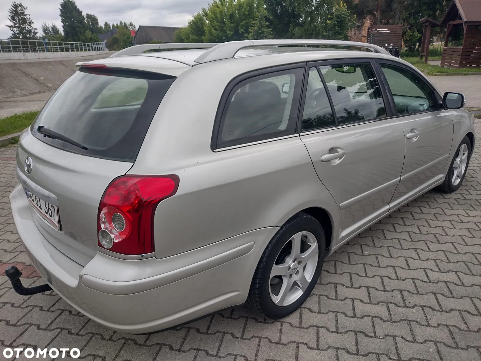 Toyota Avensis 1.8 VVT-i Combi Automatik Sol - 7
