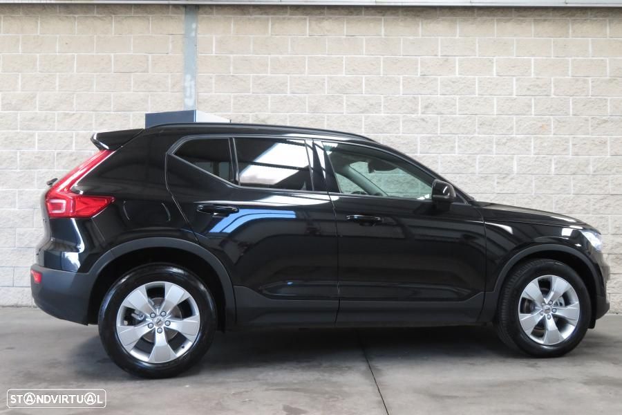 Volvo XC 40 1.5 T3 Momentum - 23