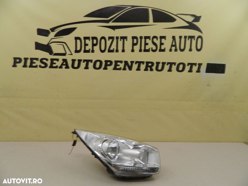 Far dreapta Kia Venga Halogen, 2010, 2011, 2012, 2013, 2014, 2015, 2016, 2017, 2018, cod origne 92102-1P000. - 2