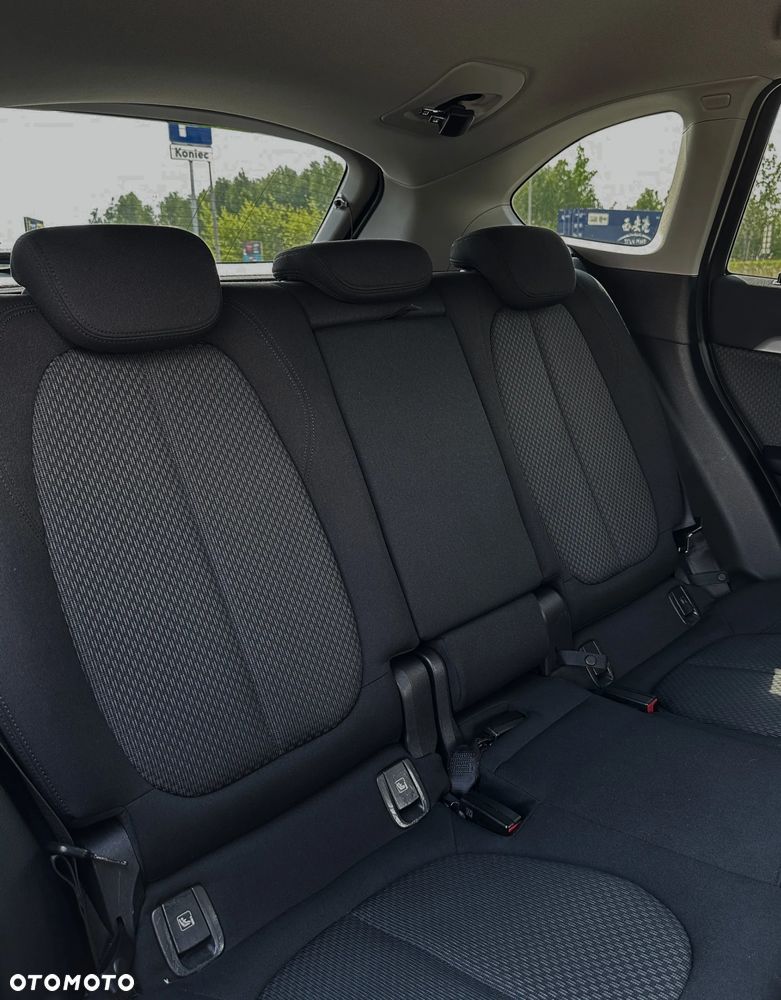 BMW X1 xDrive25e Sport Line - 38