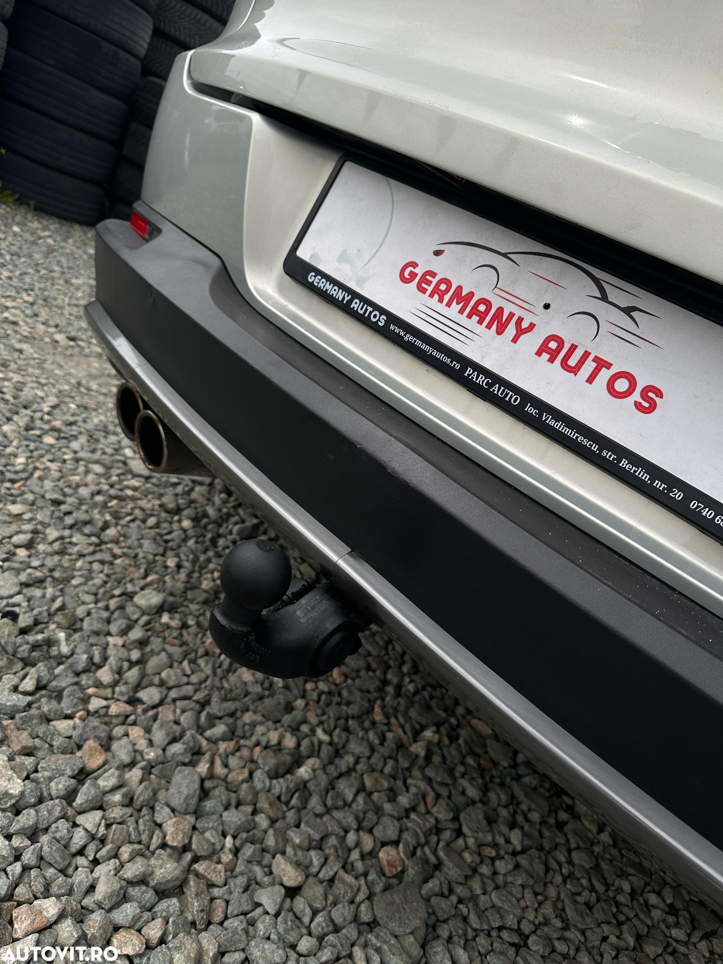 Volkswagen Tiguan - 9