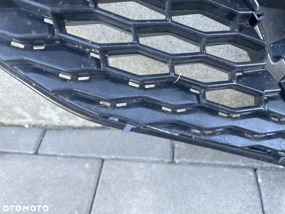 ATRAPA,GRIL NISSAN QASHQAI II J11  2013-2017 - 6