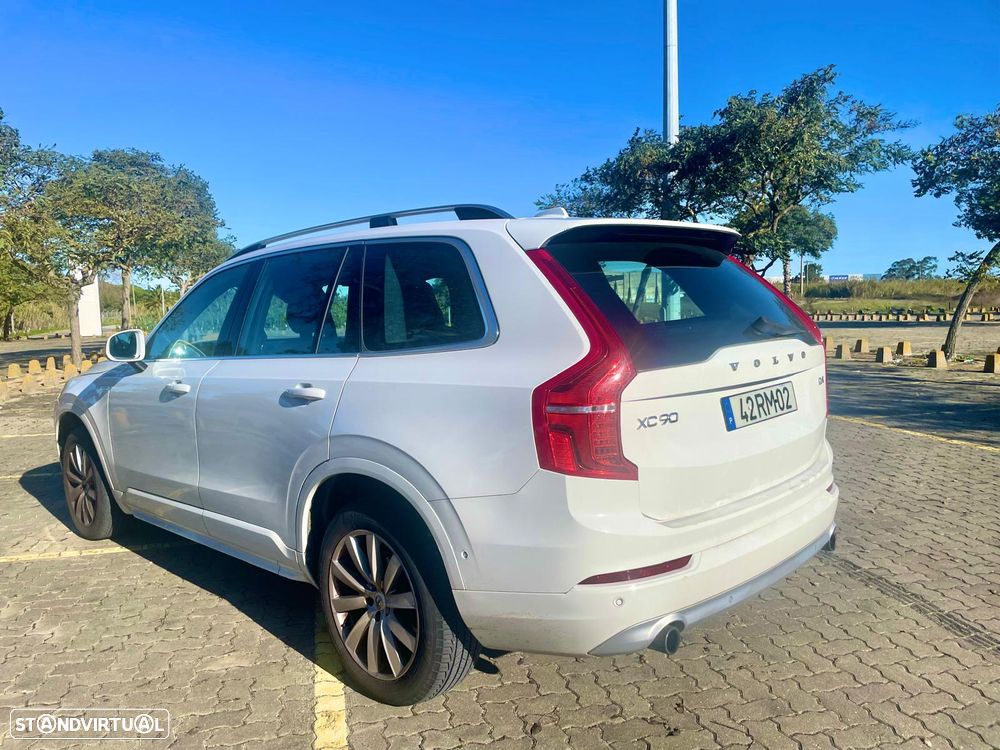 Volvo XC 90 2.0 D4 Momentum - 3