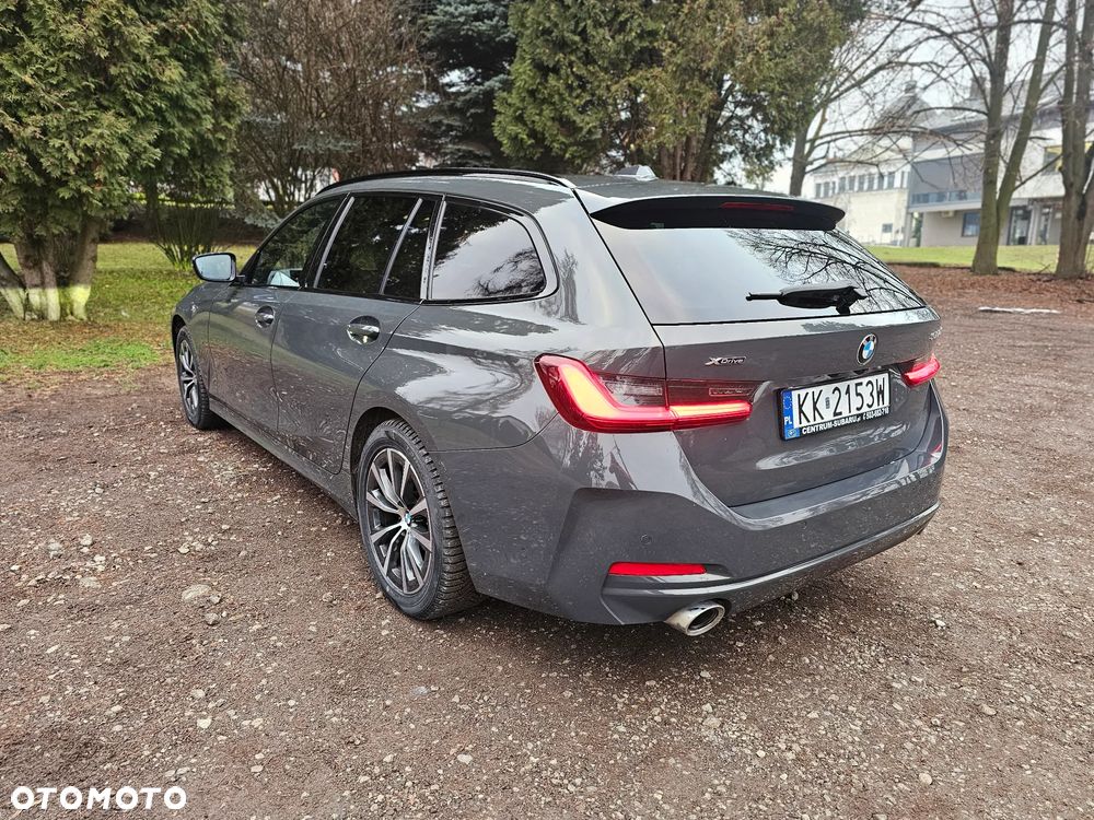BMW Seria 3 320d xDrive Luxury Line Purity - 7