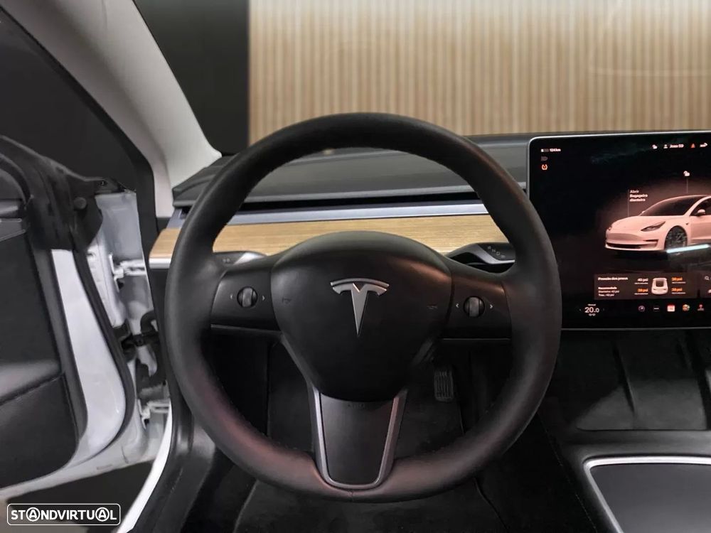 Tesla Model 3 Long Range Tração Traseira - 9