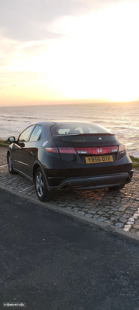 Honda Civic 2.2i-CTDi Sport - 2