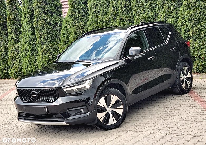 Volvo XC 40 D3 Momentum Pro - 2