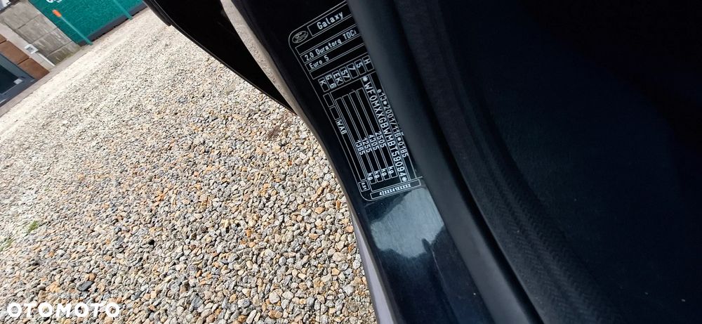 Ford Galaxy 2.0 TDCi Titanium - 37