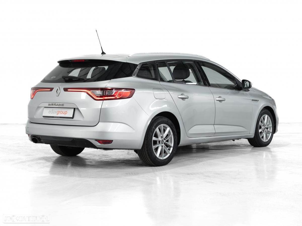 Renault Mégane Sport Tourer - 3