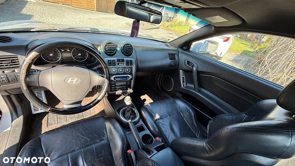 Hyundai Coupe - 16
