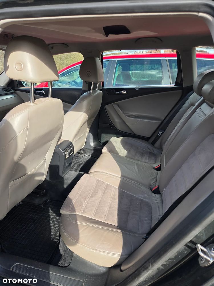 Volkswagen Passat 2.0 TDI DPF Comfortline DSG - 12