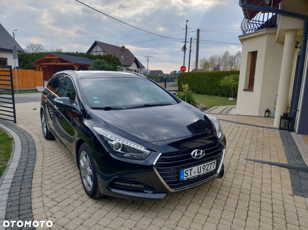 Hyundai i40 Kombi blue 1.7 CRDi Premium - 2