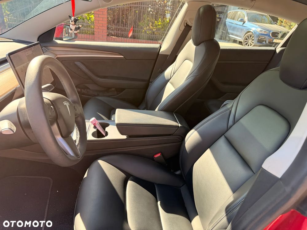 Tesla Model 3 Performance AWD - 12