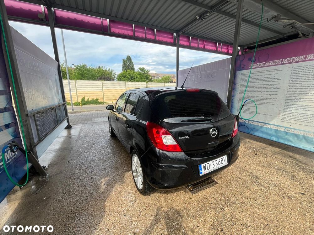 Opel Corsa 1.2 16V Enjoy - 9