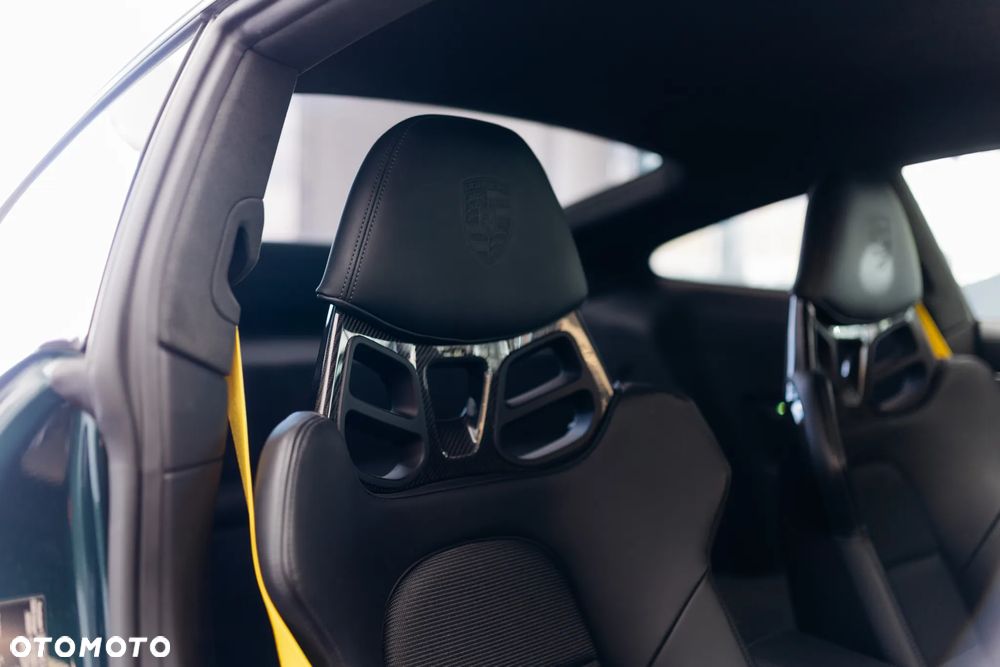 Porsche 911 GT3 Touring PDK - 20