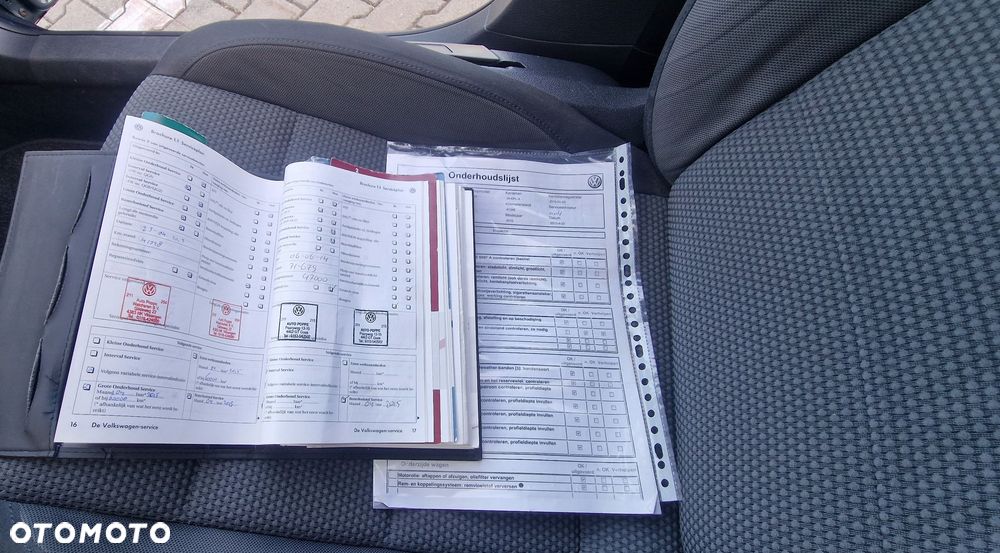 Volkswagen Golf - 29