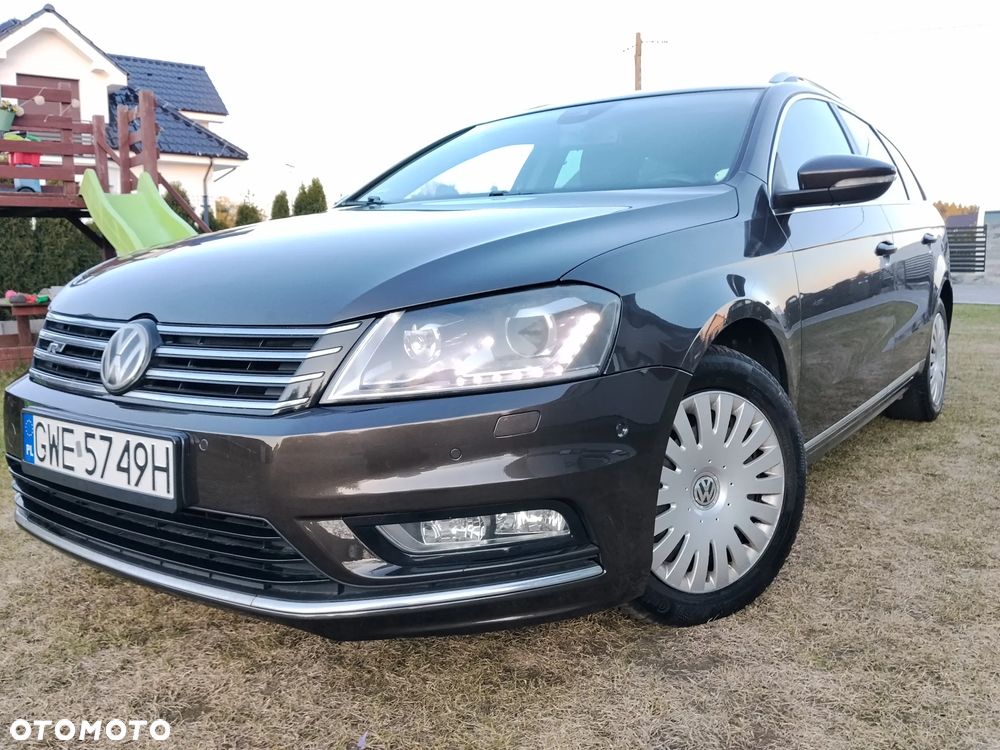 Volkswagen Passat 2.0 TDI Comfortline R-Style DSG - 24