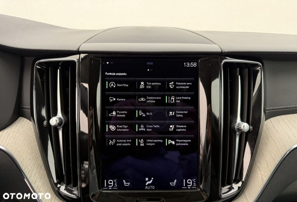 Volvo XC 60 - 18