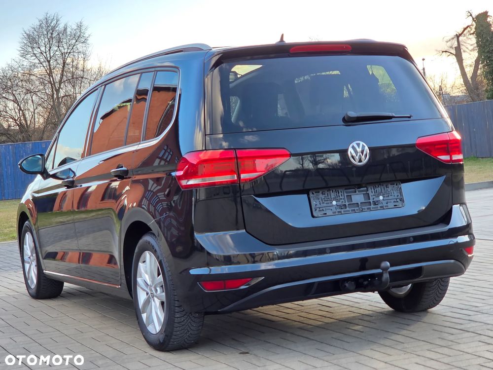 Volkswagen Touran 1.6 TDI SCR (BlueMotion Technology) Comfortline - 11