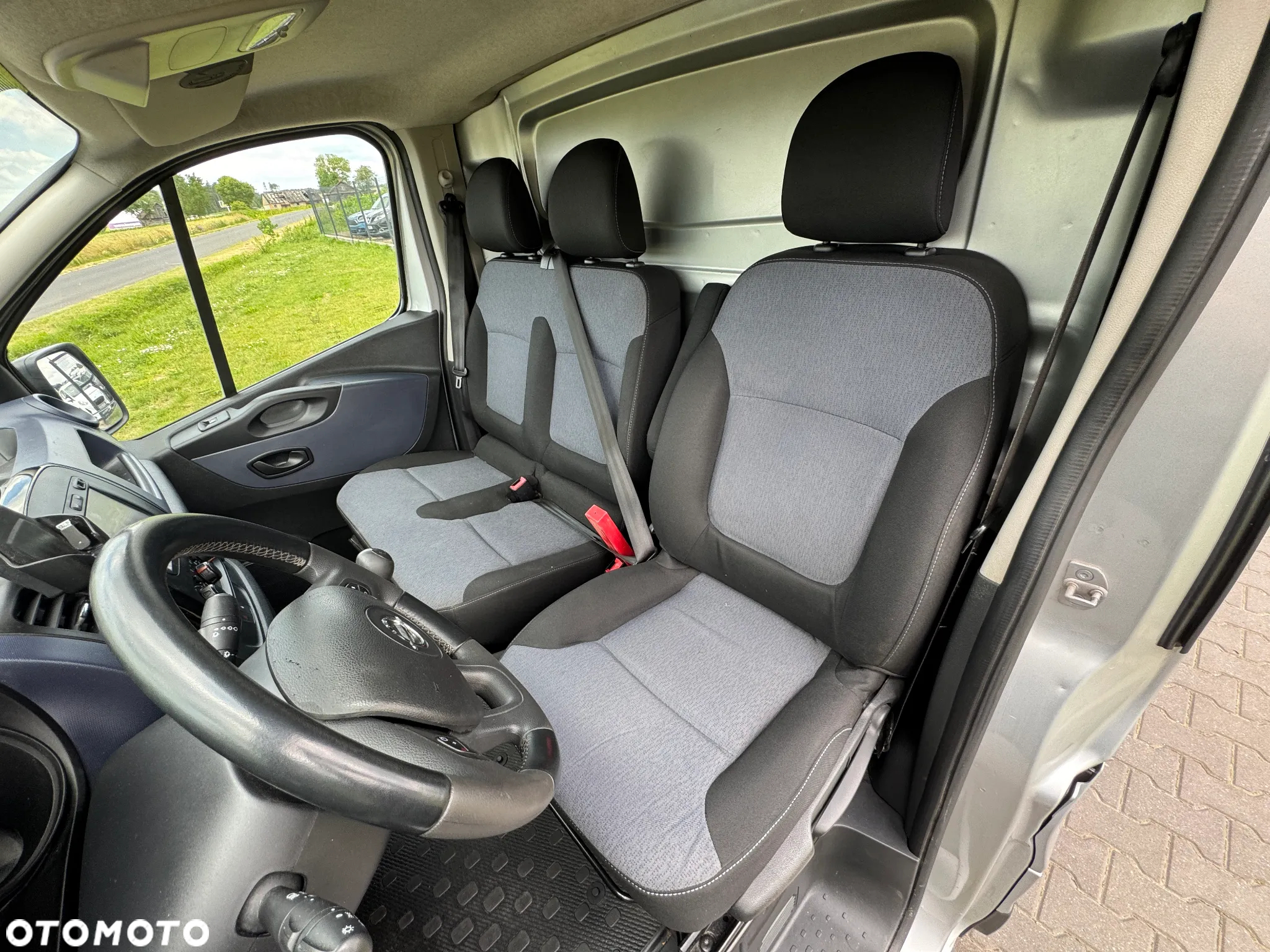 Opel VIVARO - 15