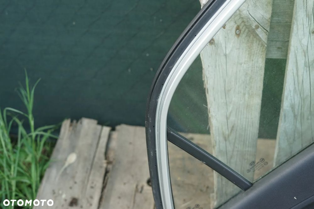 Drzwi tył tylne lewe Kia Picanto II 5d 3D - 12