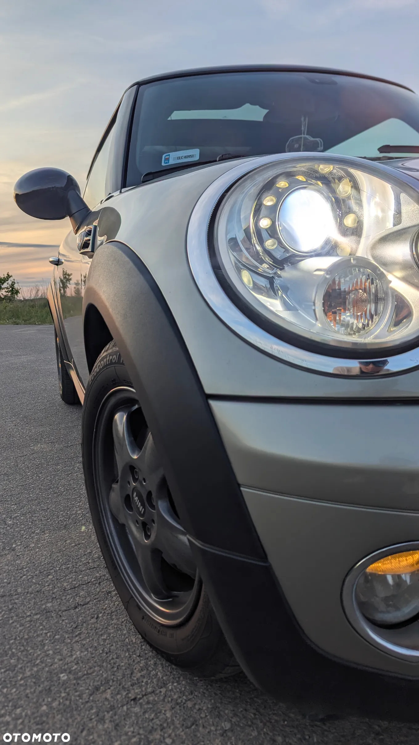 MINI Cooper Standard - 2