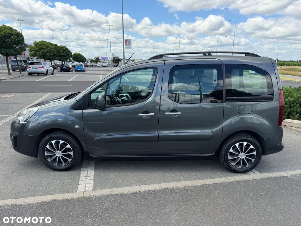 Citroën Berlingo Multispace e-HDi 90 FAP EGS6 Exclusive - 4