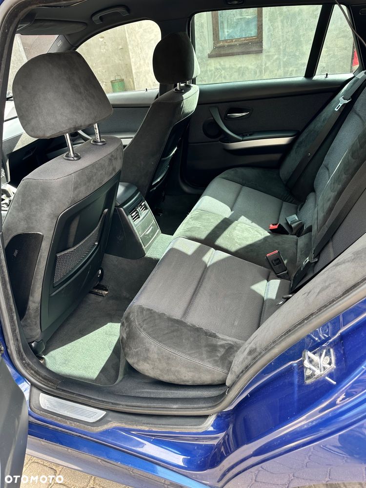 BMW Seria 3 320d - 18