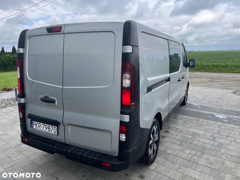 Renault Trafic 2.0 dCi EDC - 5