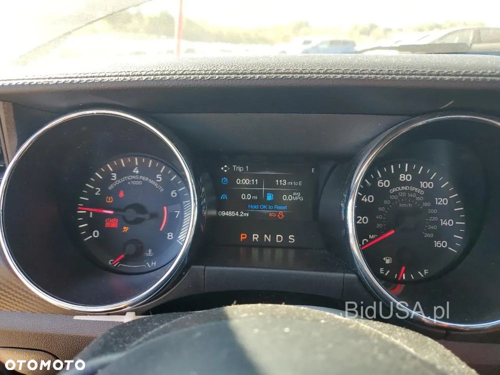 Ford Mustang 3.7 V6 - 6