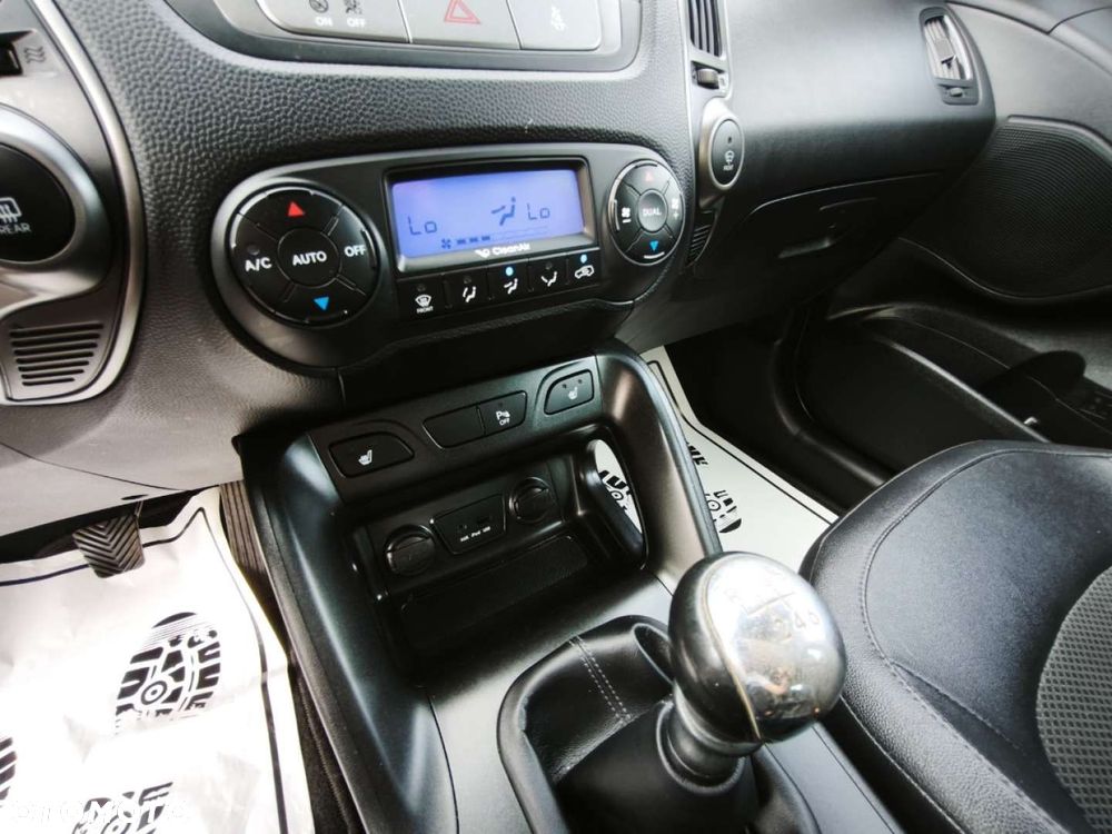 Hyundai ix35 - 12