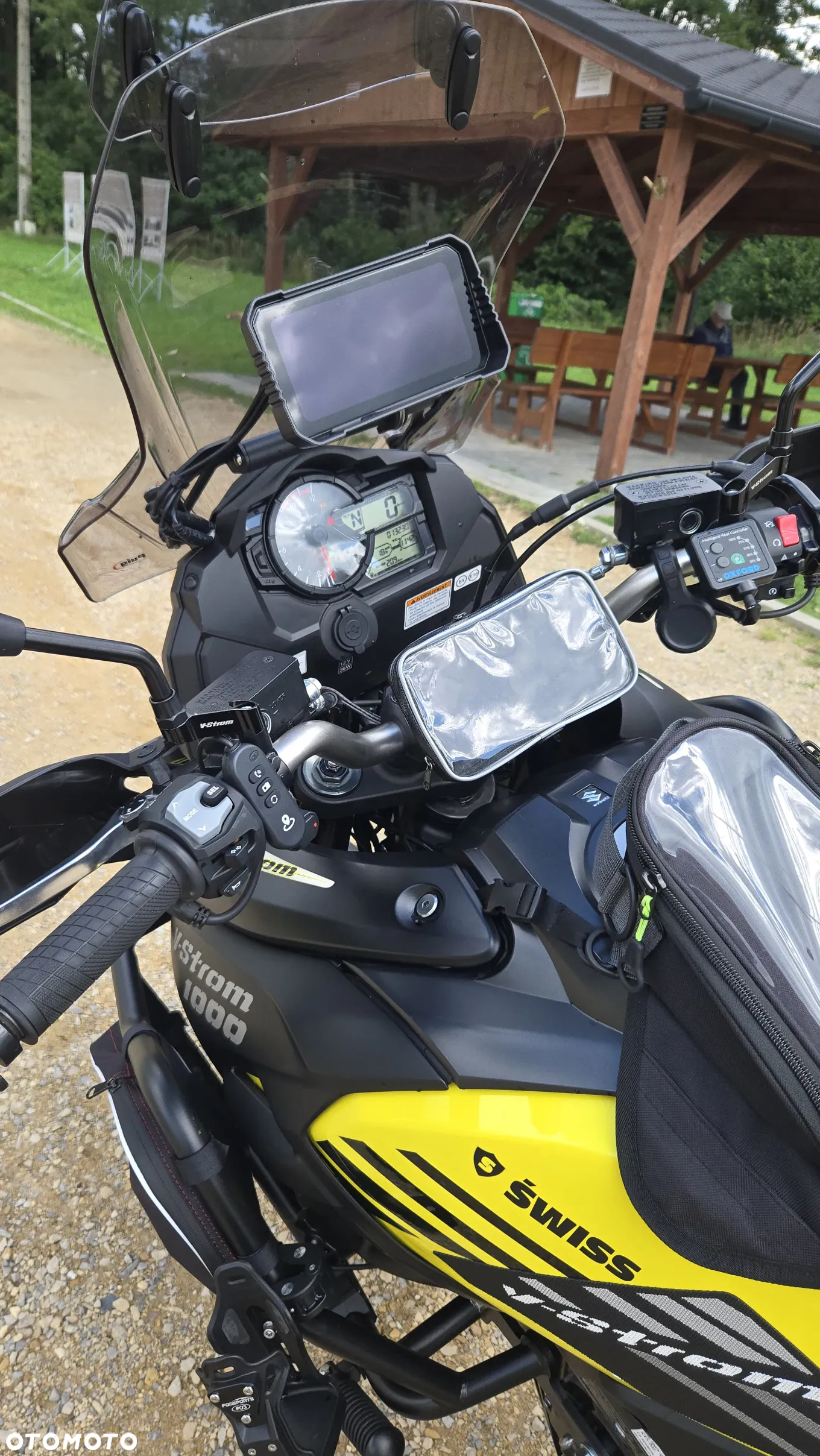 Suzuki V-STROM - 27