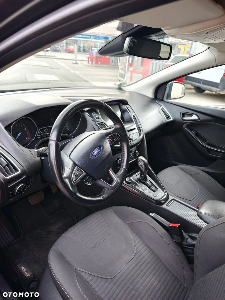 Ford Focus 1.0 EcoBoost STart-Stopp-System TITANIUM - 31