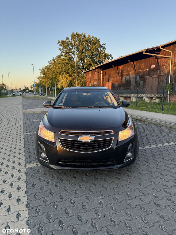 Chevrolet Cruze 1.8 LT - 4