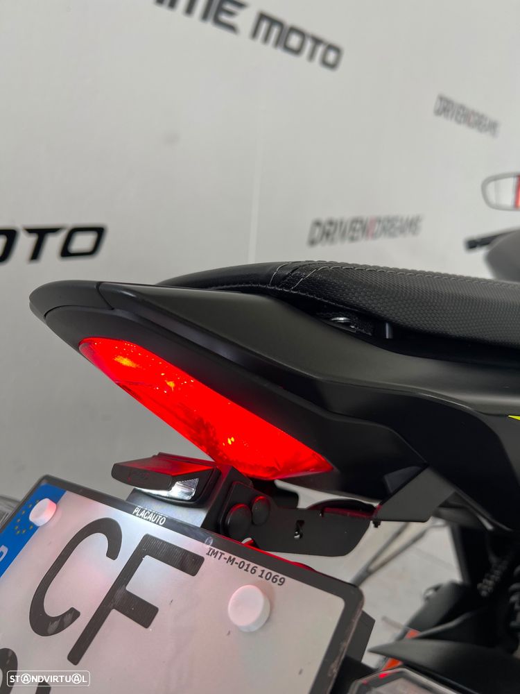Honda CBR 650R E-CLUTCH - 16