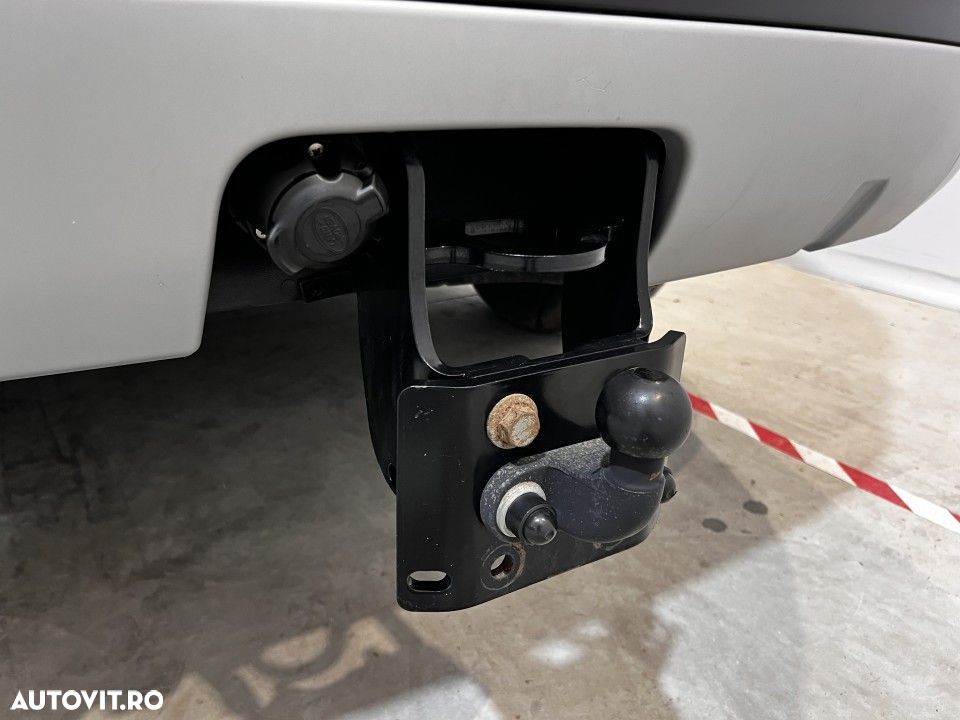 Land Rover Discovery - 36