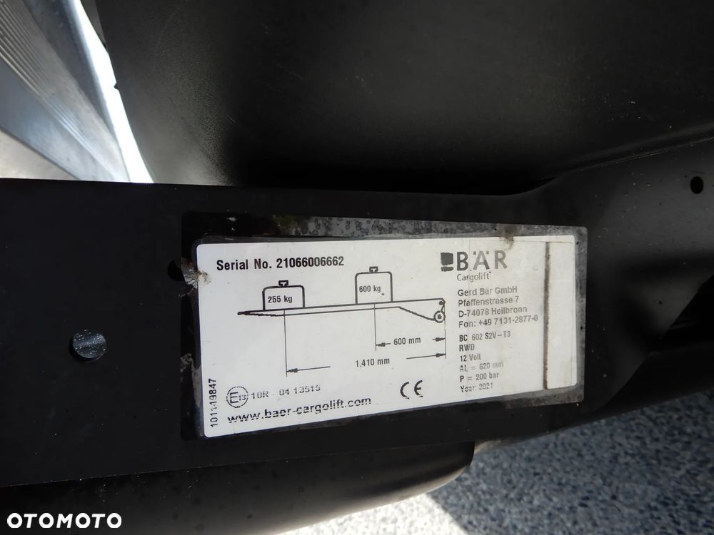 Mercedes-Benz SPRINTER 319 CDI 3.0 V6 190 KM Winda Załadowcza BÄR 600 Kg Udźwig Furgon Blaszak Maxi 4325 mm 1095 Kg Ładowności Wzmacniany Stan Jak Nowy UNIKAT MEGA OKAZJA POLECAM - 17