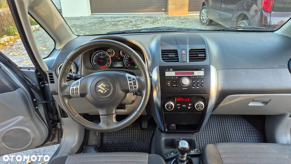 Suzuki SX4 2.0 DDiS Premium 4WD - 5