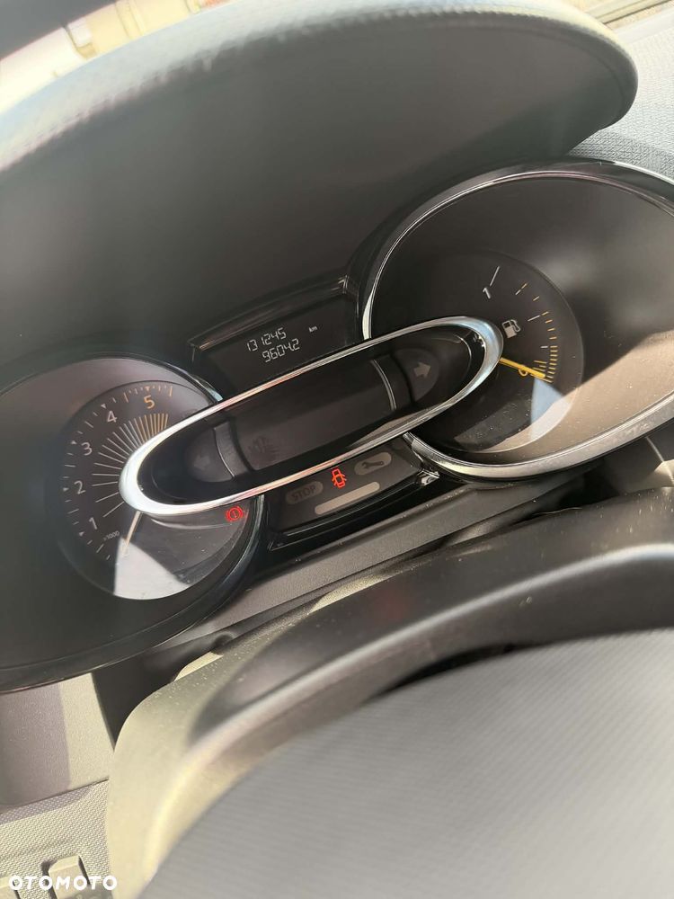 Renault Clio 1.5 dCi Alize - 12