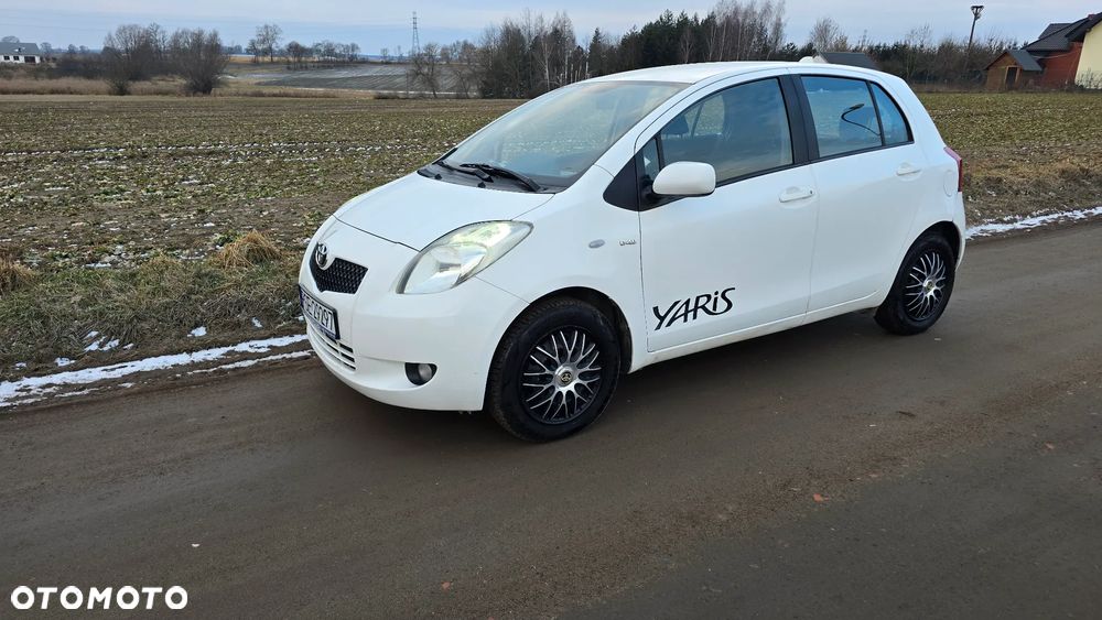 Toyota Yaris 1.4 D-4D Prestige - 1