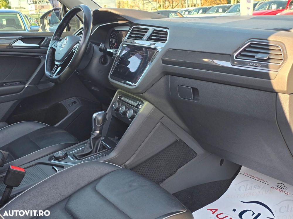 Volkswagen Tiguan - 17