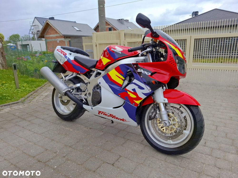 Honda CBR - 7