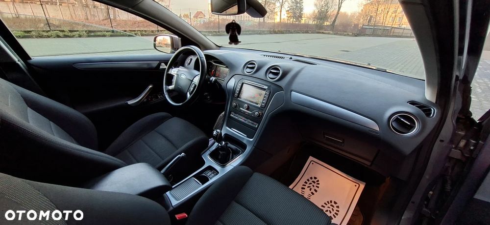 Ford Mondeo 2.0 TDCi Titanium - 26