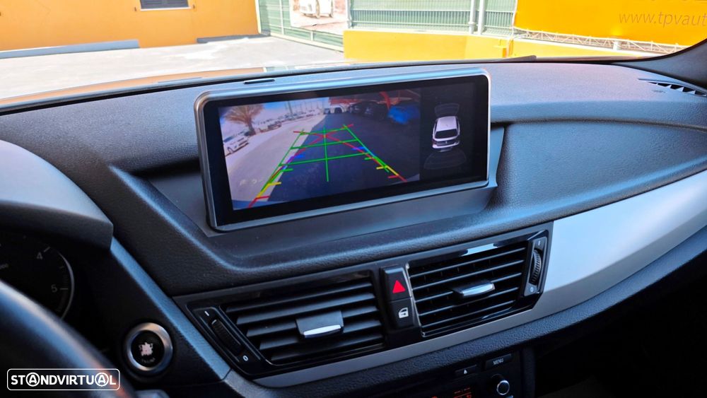 BMW X1 18 d sDrive - 7