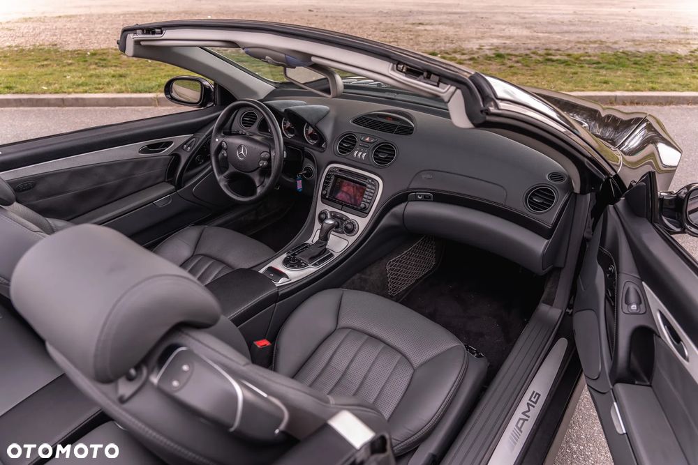 Mercedes-Benz SL - 29