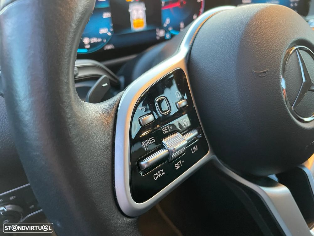 Mercedes-Benz GLB 180 d 8G-DCT Progressive - 23