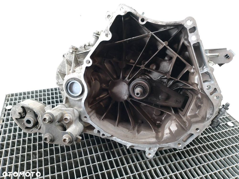 SKRZYNIA BIEGÓW MANUALNA MAZDA 3 III 2.0 16V - 1